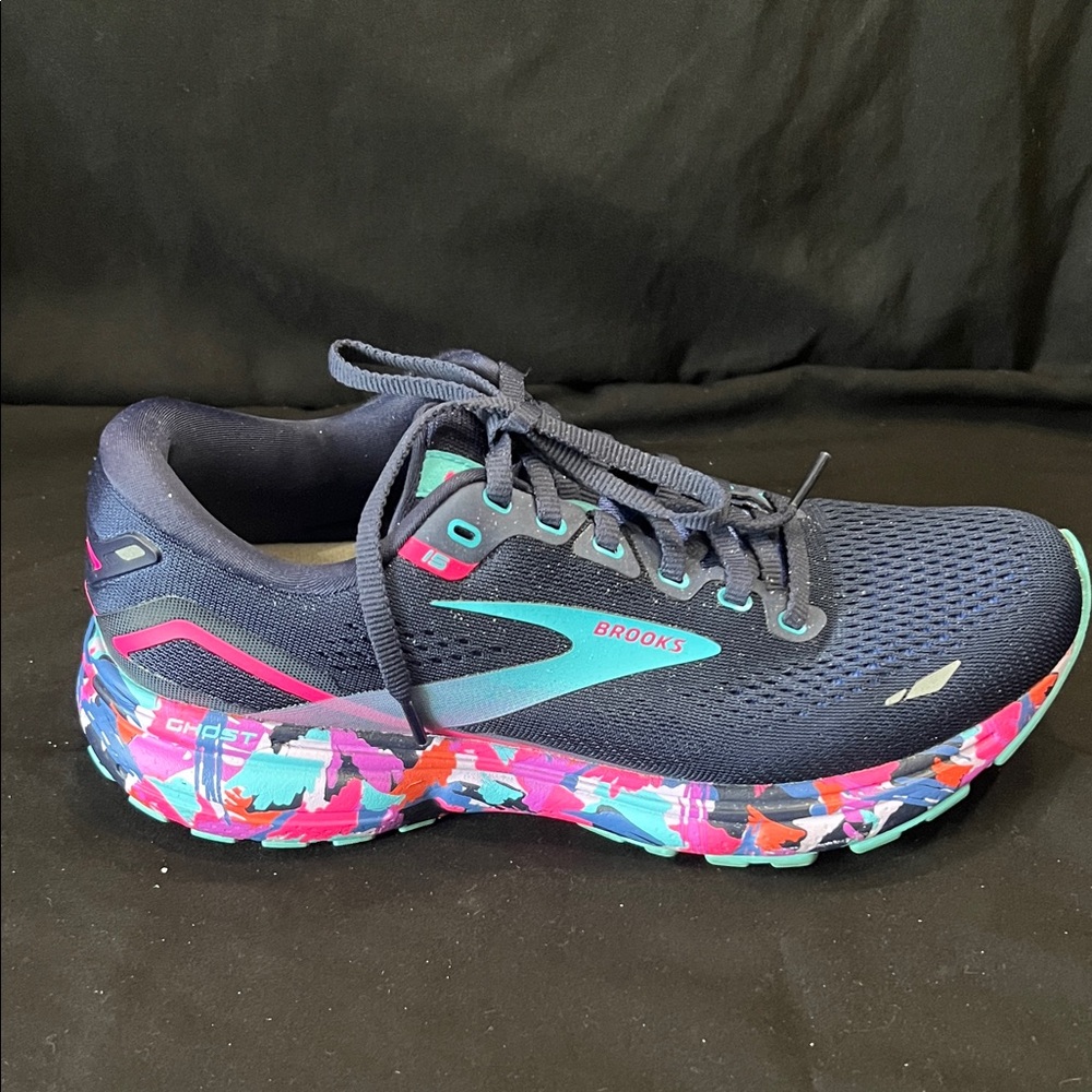 Brooks Women's Navy and Pink Athletic Shoes - Picture 3 of 10